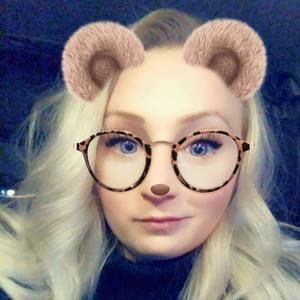 Meet your Posher, Christina